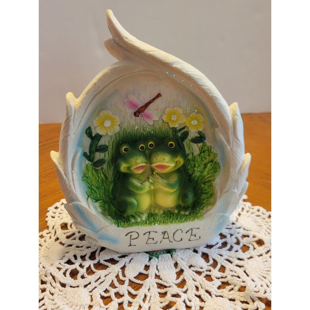 Vintage Frog Couple Peace Figurine Resin Glitter Garden Decor Sculpture Ornament